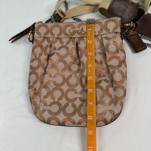 Coach Crossbody Purse Medium Signature C Rose Gold Metallic Chain Strap Y2K - Picture 4 of 9